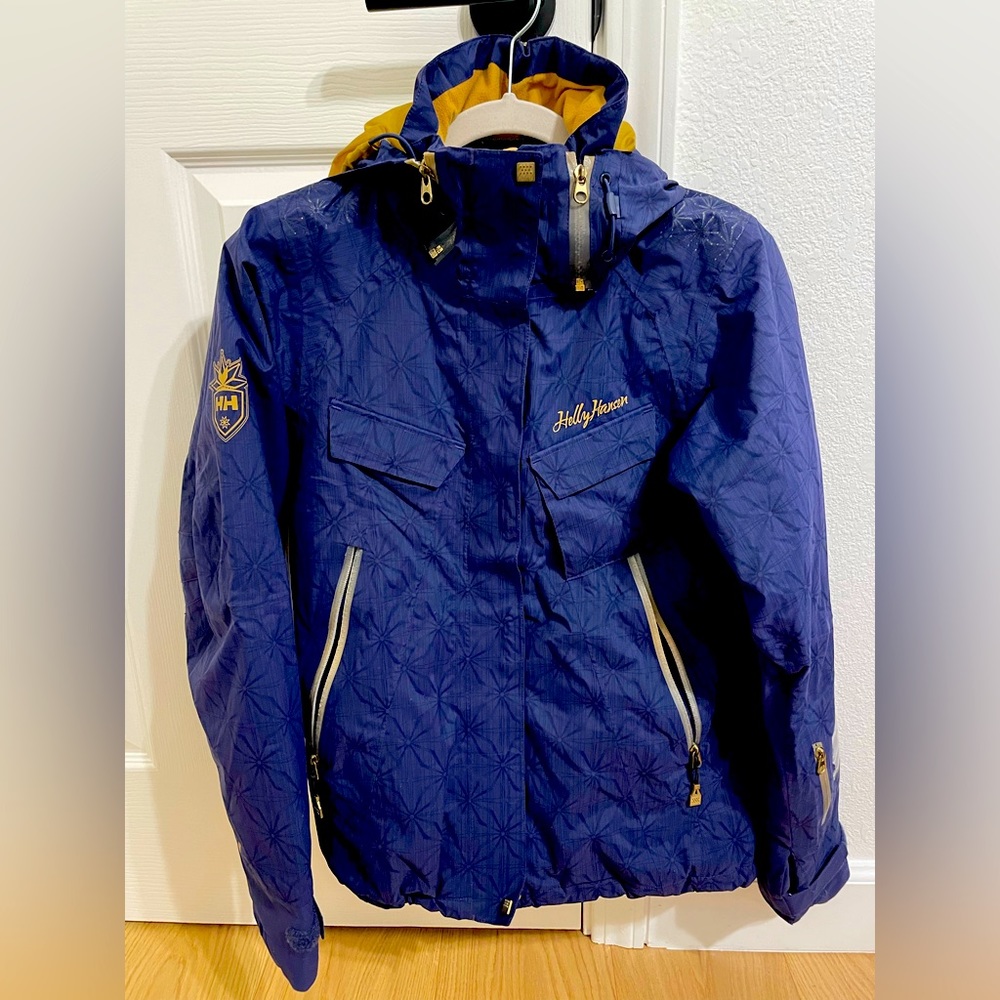 Women’s Helly Hansen insulated Ski Jacket. Size XS